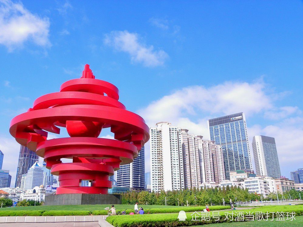 说着，刘家辉又补充一句：对了，把三千万从港币变成美金。